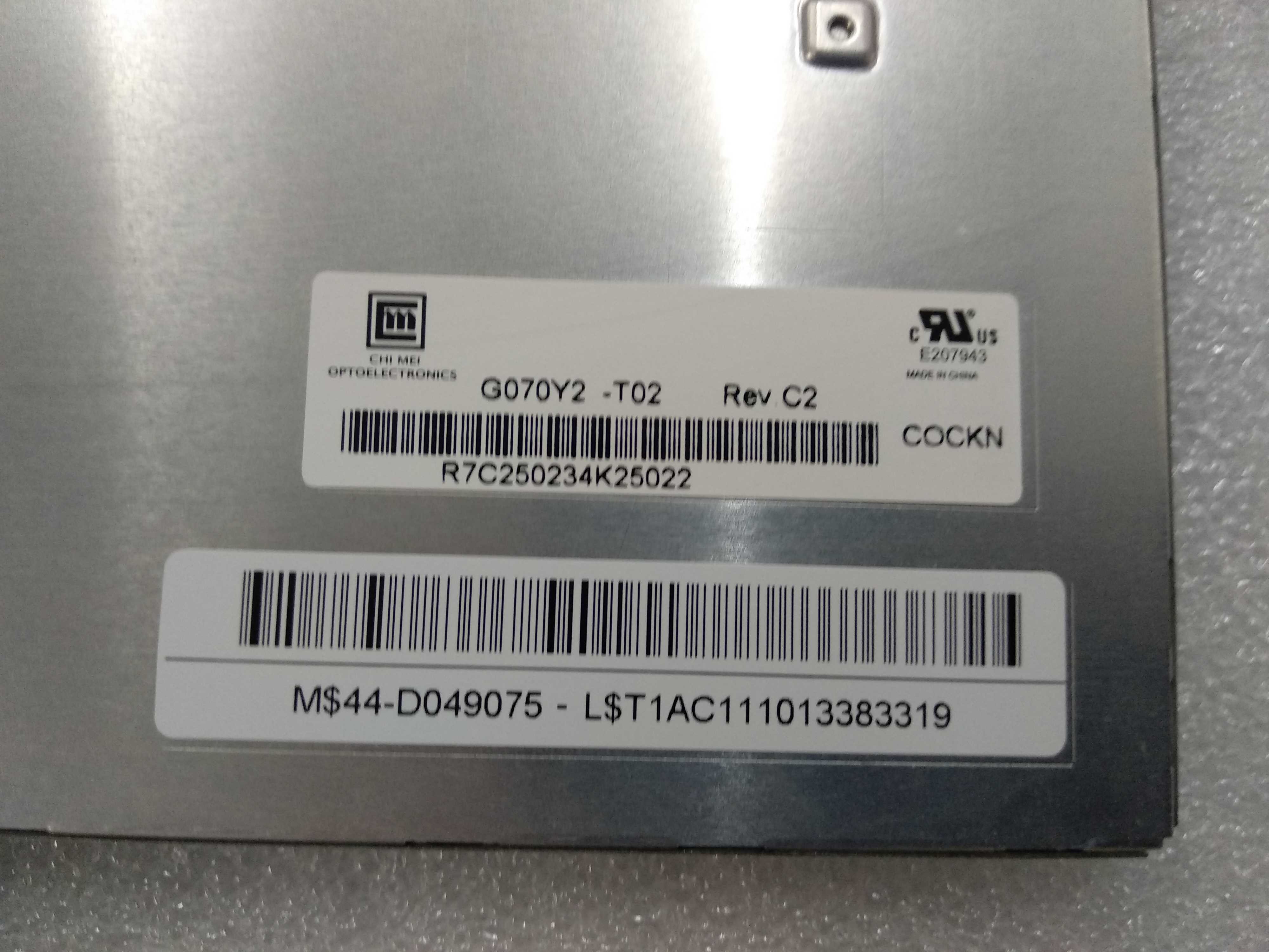 G070Y2-T02 INNOLUX 7.0" 800(RGB)×480 500 cd/m² INDUSTRIAL LCD DISPLAY