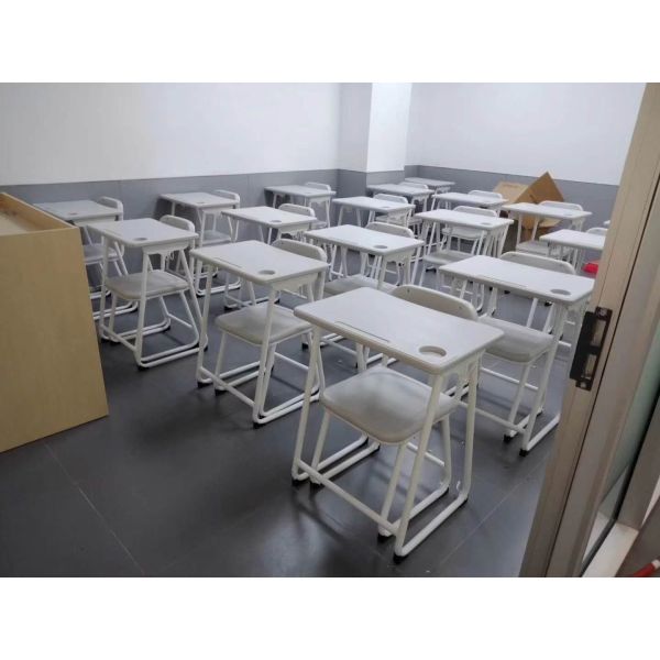 Hollow Polypropylene Comfortable Study Table And Chair For Students ISO14001