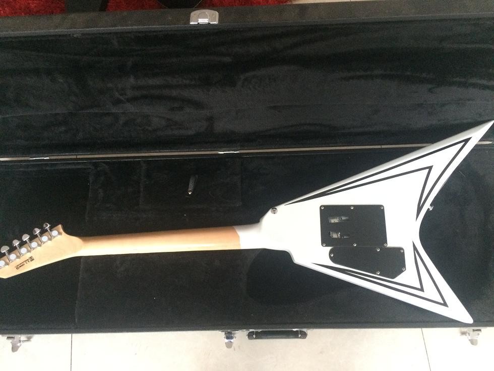 6 strings LTD flying V model electric guitar floyd rose bridge rosewood fingerboard custom guitar