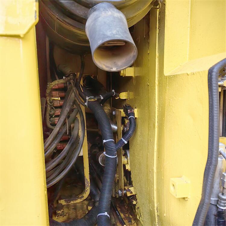 Komatsu PC160LC-7 Crawler Excavator with 16500KG Operating Weight in Good Condition