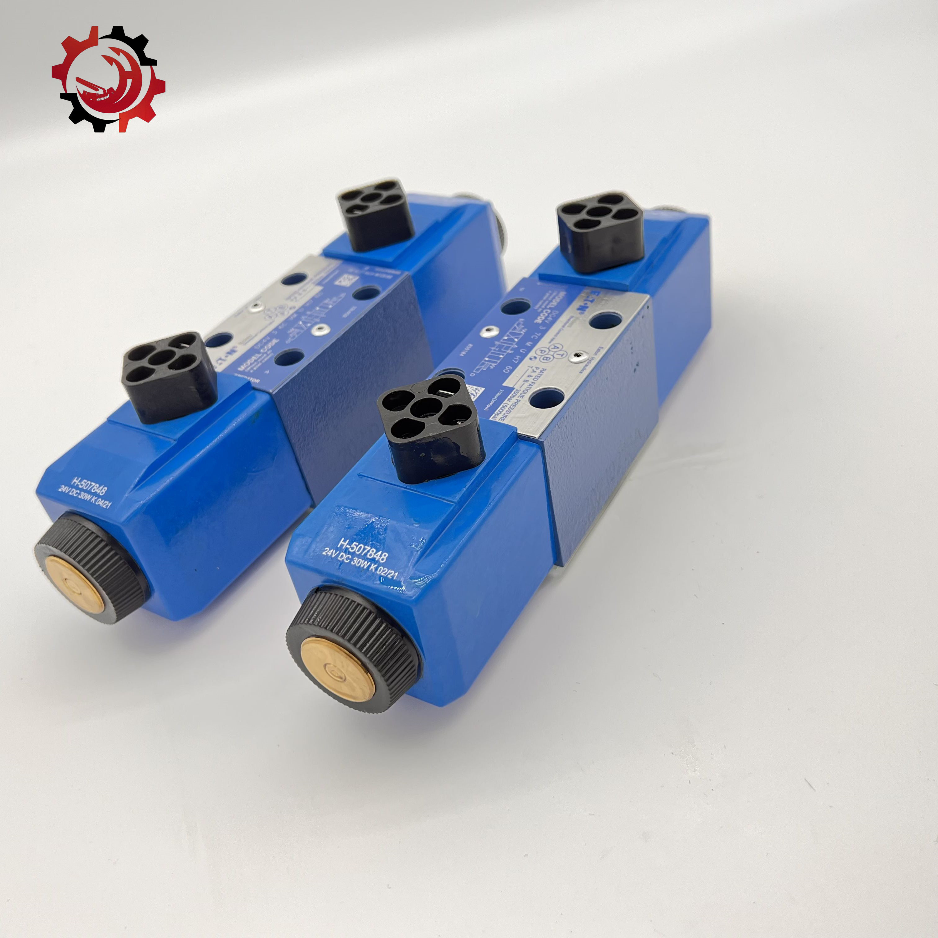 DG4V-3-7C-M-U-H7-60 ETN Vickers Pneumatics Solenoid Valve For Concrete Truck