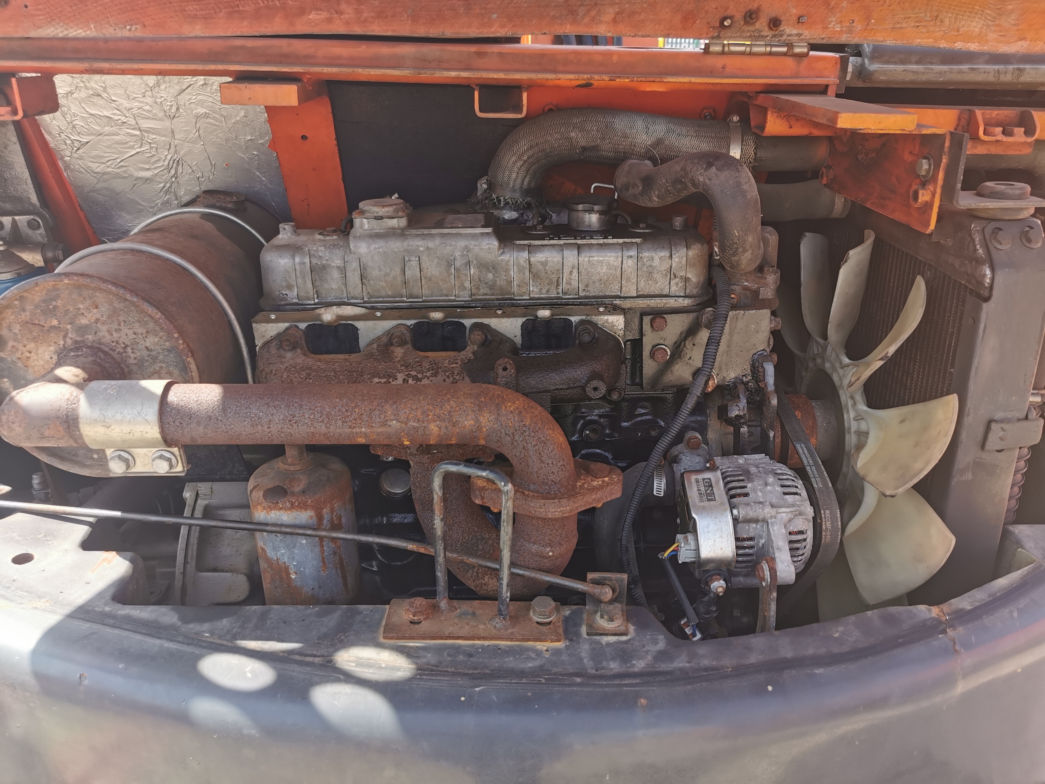5ton Operating Weight Used Hitachi zx55 mini Crawler Excavator Original Hydraulic Pump