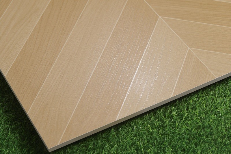 Non-Slip 1200x600mm Wooden Porcelain Tile And Outside Floor ISO9001 Tiles For Living Room