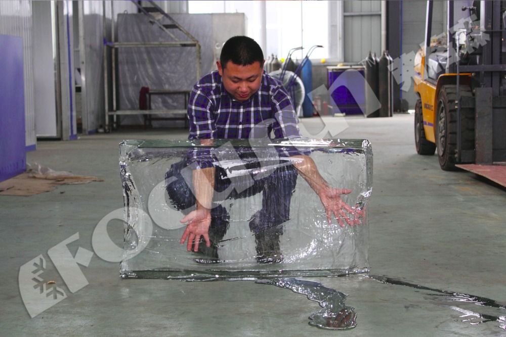 Transparent Block Ice Making Machine 15kg Weight for ICE BLOCK Carving Creations