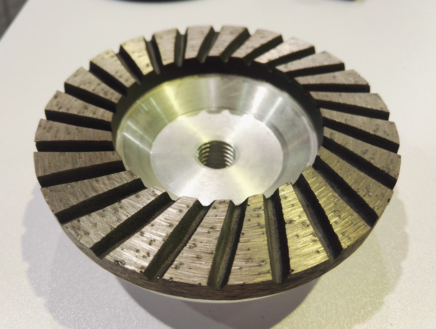 High Efficiency Diamond Cup Grinding Wheel For Concrete Floor Grinding Wet / Dry