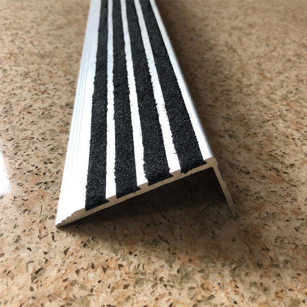 Customized Aluminum Tile Trim 3D Model Design Durable For Stair