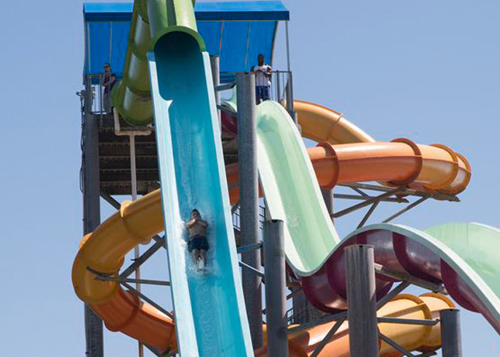 Open / Close High Speed Water Slide Red And Blue Fiberglass Commercial Equipment