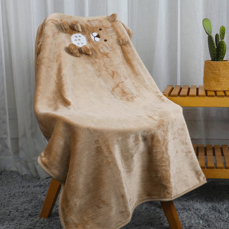 Beige Custom Flannel Blankets Embroidering 30X40 Soft Microfiber Blanket