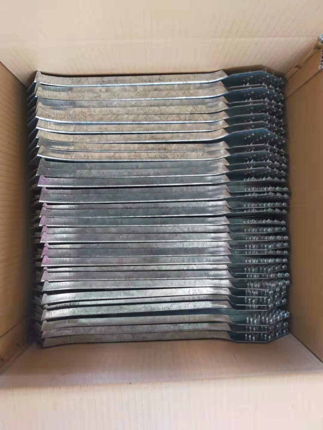 Hot Dip Galvanized Metal Building Materials The Essential Choice for Wooden Roofing