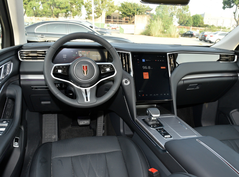 Gasoline Hongqi HS7 Sports Utility Vehicle Automatic Transmission