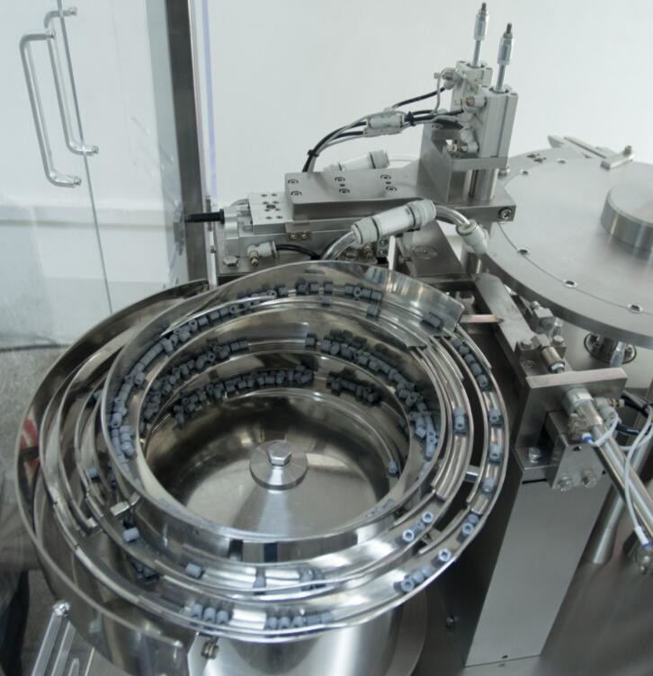 Automatic Prefilled Syringe Filling and Plugging Machine 1088*858*1800mm