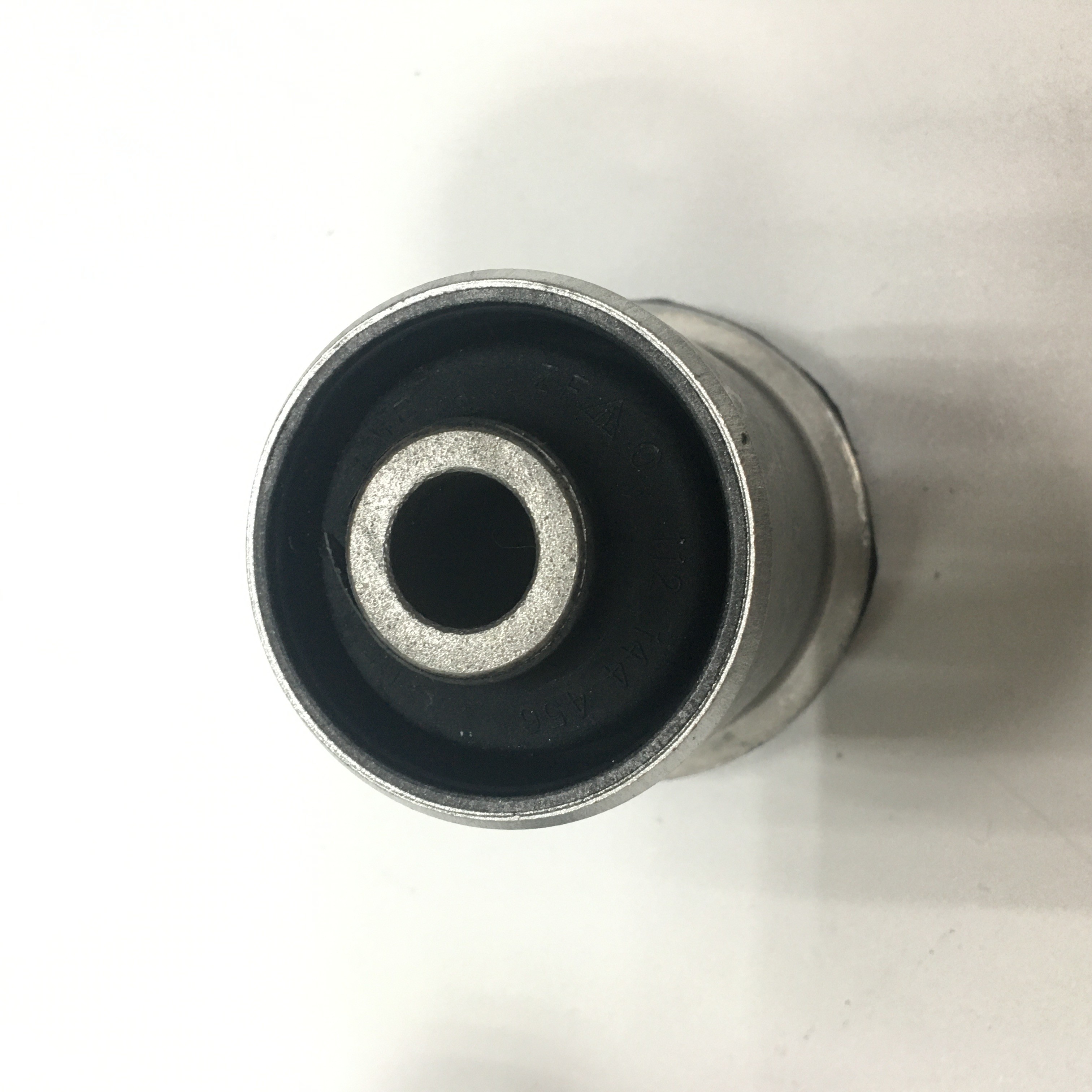 Bentley Front Suspension Arm Rubber Bush 3Y0407200 3Y0407200A PD20800PA