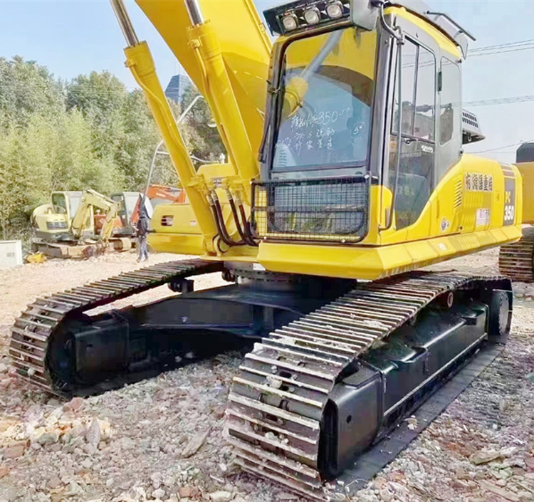 Active Earth-Moving Machinery 35 Ton Used Komatsu PC350-7 Excavator with Crawler