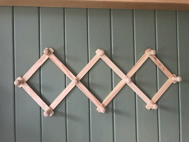 Expandable Accordion Style Bamboo Wall Hanger