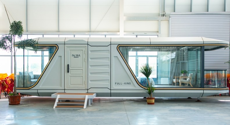 Customizable Space Capsule House Perfect for Cultural Tourism Real Estate and Commercial Facilities
