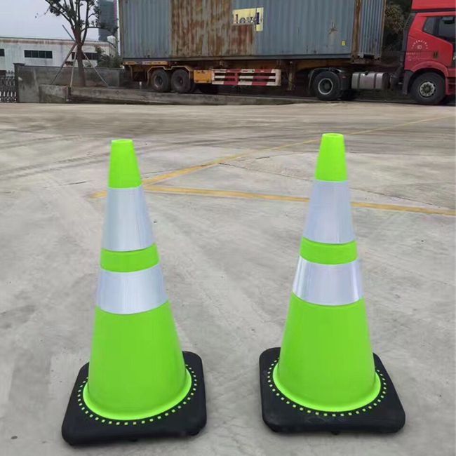 High Visibility Orange PVC Road Traffic Cone For Road Safety Precautions