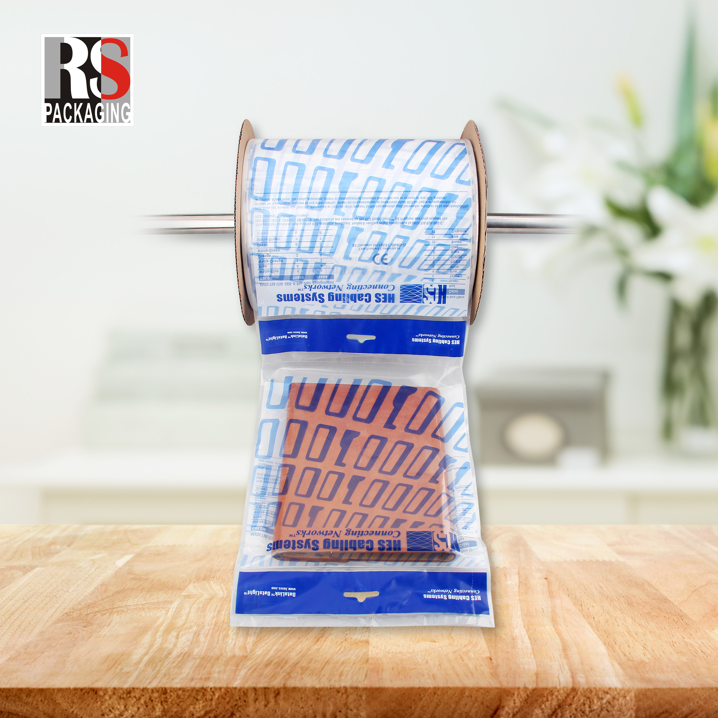 LDPE Plastic Perforated Fanfolded Pre Opened Bags Auto Bag On A Roll Color Printing