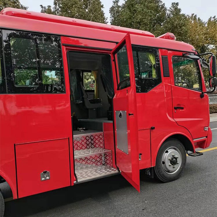 Manual Transmission Type 4x4 Diesel 10-17 Seat Mini Bus for Off Road Adventures