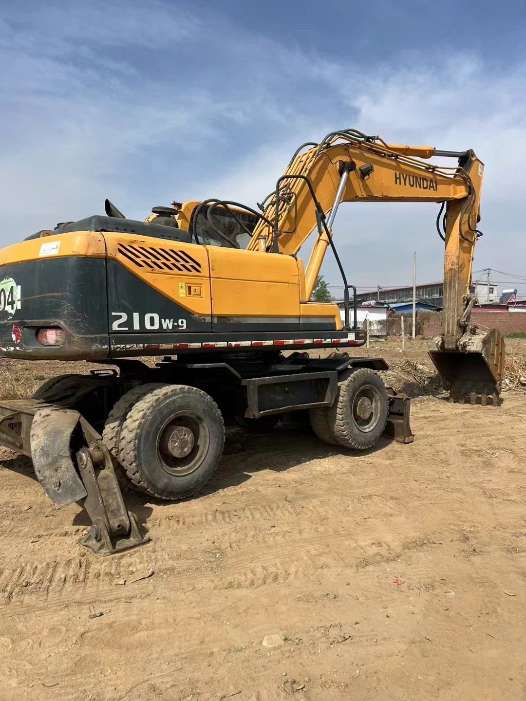 Second Hand Hyundai 210-9 Wheeled Excavator In Good Condition, Welcome To Inquire