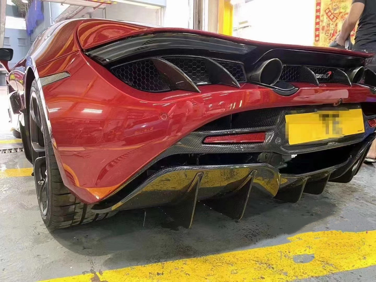 Carbon Fiber Carbon Fiber Body Kit for McLaren 720S 720 Upgraded TOPCAR Style Front Shovel Rear Diffuser Spoiler Cover
