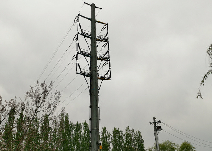 High Mast Steel Transmission Pole , Monopole Power Tower Steel Utility Pole