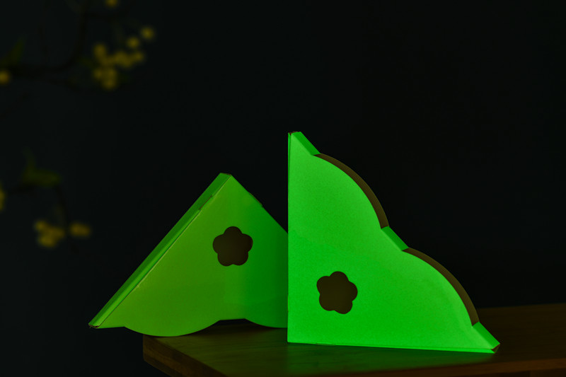 Eco-friendly Window Insect Trap and 2.0g Glue The Ultimate Beetle Control Solution