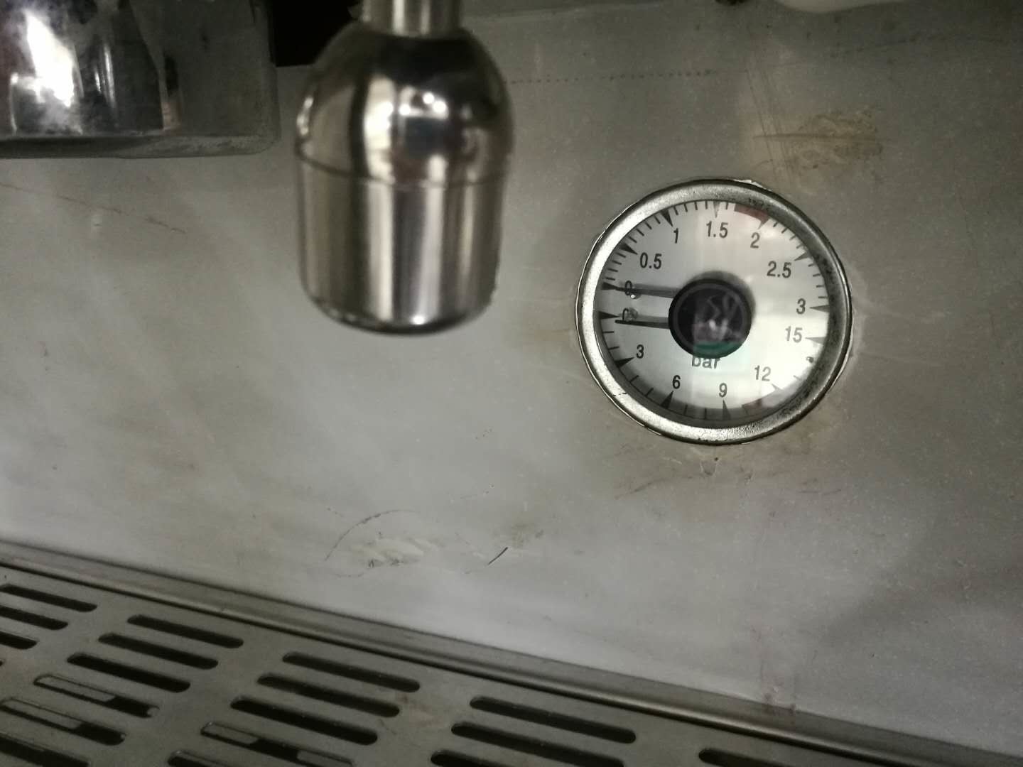 Kitsilano Semi-Automatic Coffee Machine, Snack Bar Equipment Espresso Vacuum Coffee Maker for Café Shop