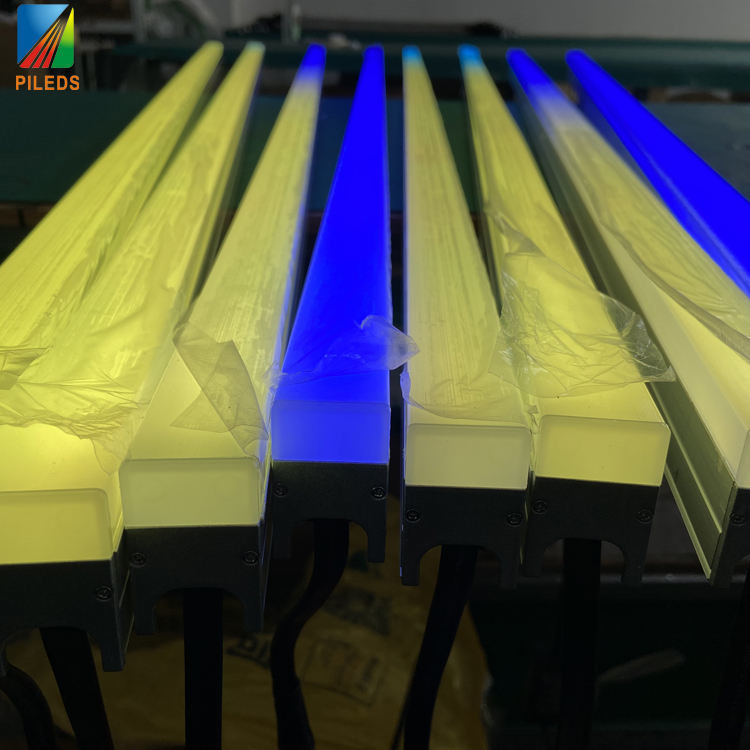 3D Nightclub Event LED Pixel Bar With Aluminum Profile Milky White PC Cover
