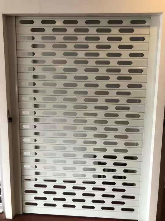 Hot Zinc Galvanized Automated Garage Door Windproof Motorized Rollup Shutter