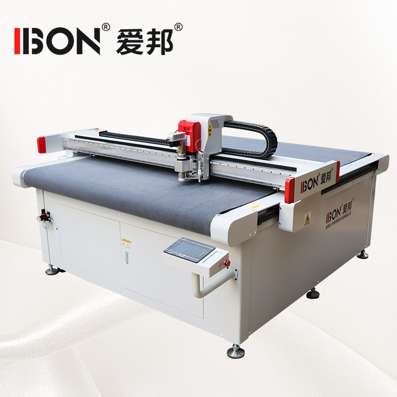 50Hz Garment Cutting Machine Customizable CNC Fabric Cutting Machine With Cutting Collar Material