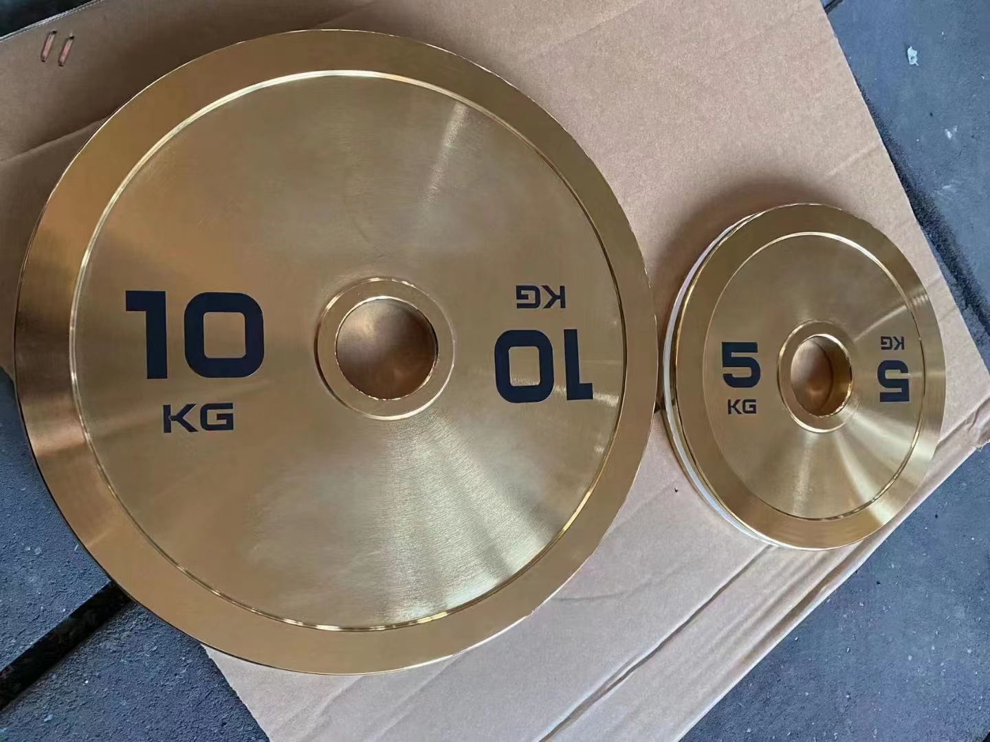 Wholesale High Quality Gold Chrome Plate Cast Iron Barbell Home Gym Equipment Barbell with Weight Plates Set
