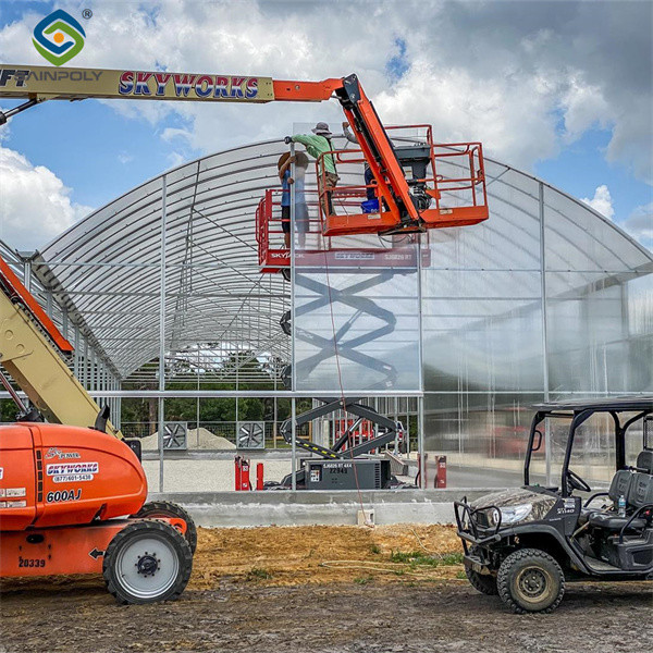 Multi Wall Polycarbonate Gothic Style Greenhouse With Hollow Sheet