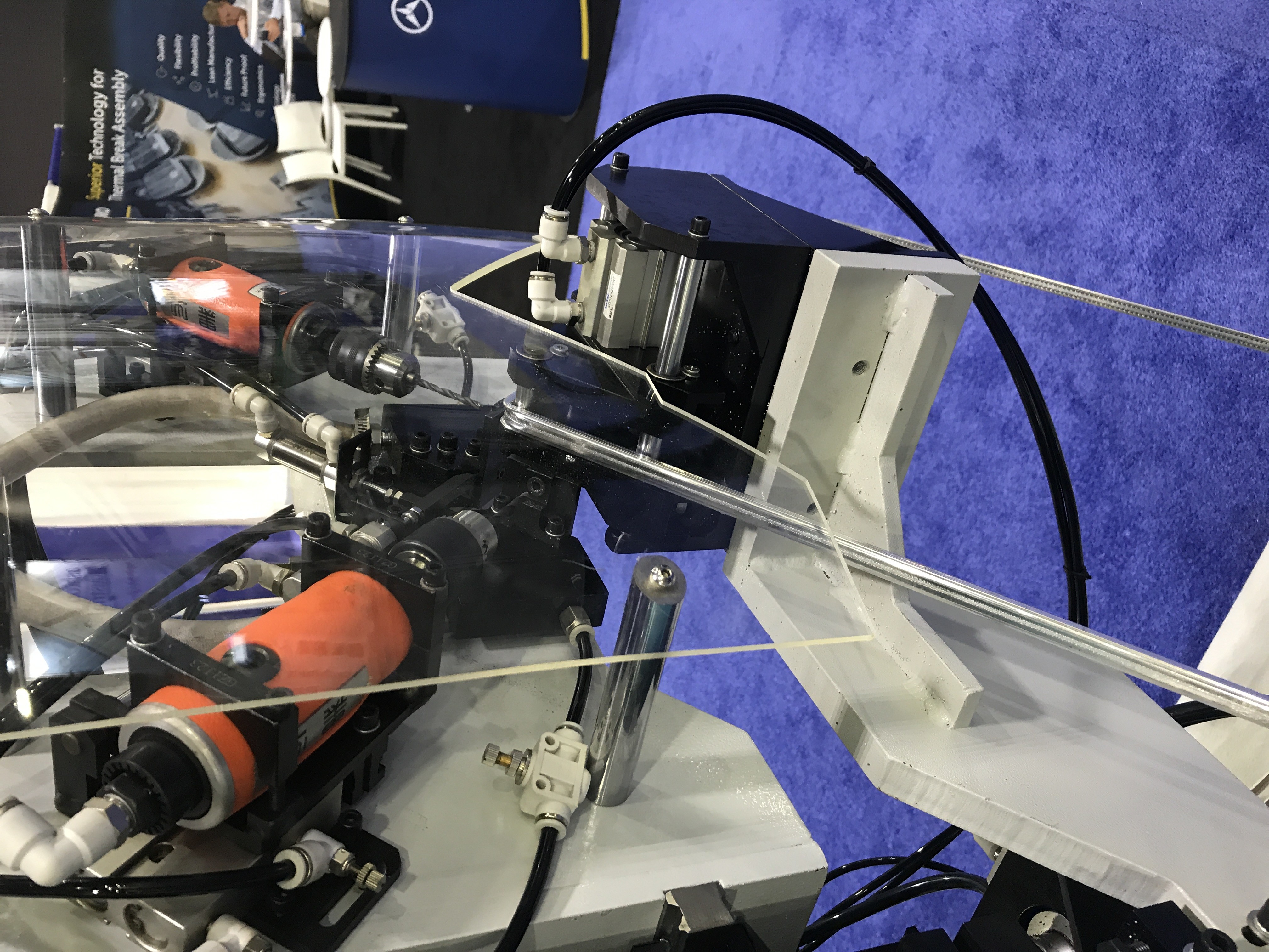 Insulating Glass Automatic Desiccant Filling Machine With Two Heads