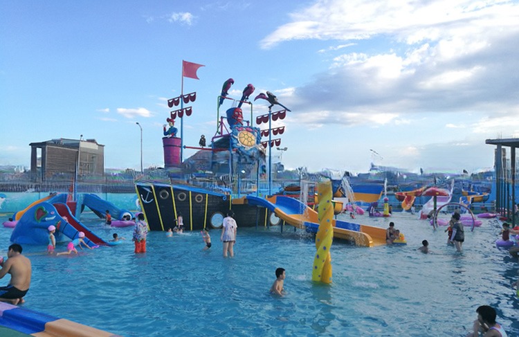 Kids Amusement Aqua Park Playground with Fiberglass Water Slide