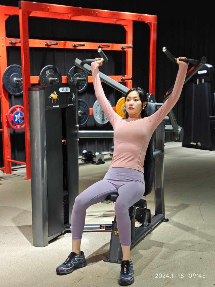 Body Building Steel Gym Shoulder Press Machine Targeted Shoulder Strength Training