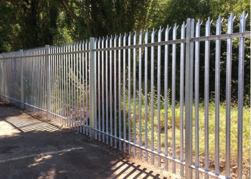 1.2m Tall Metal Palisade Fencing Hot Dipped Galvanized After Welded Privacy Vinyl