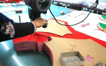 Guangzhou Colorful Clothing CO.,LTD