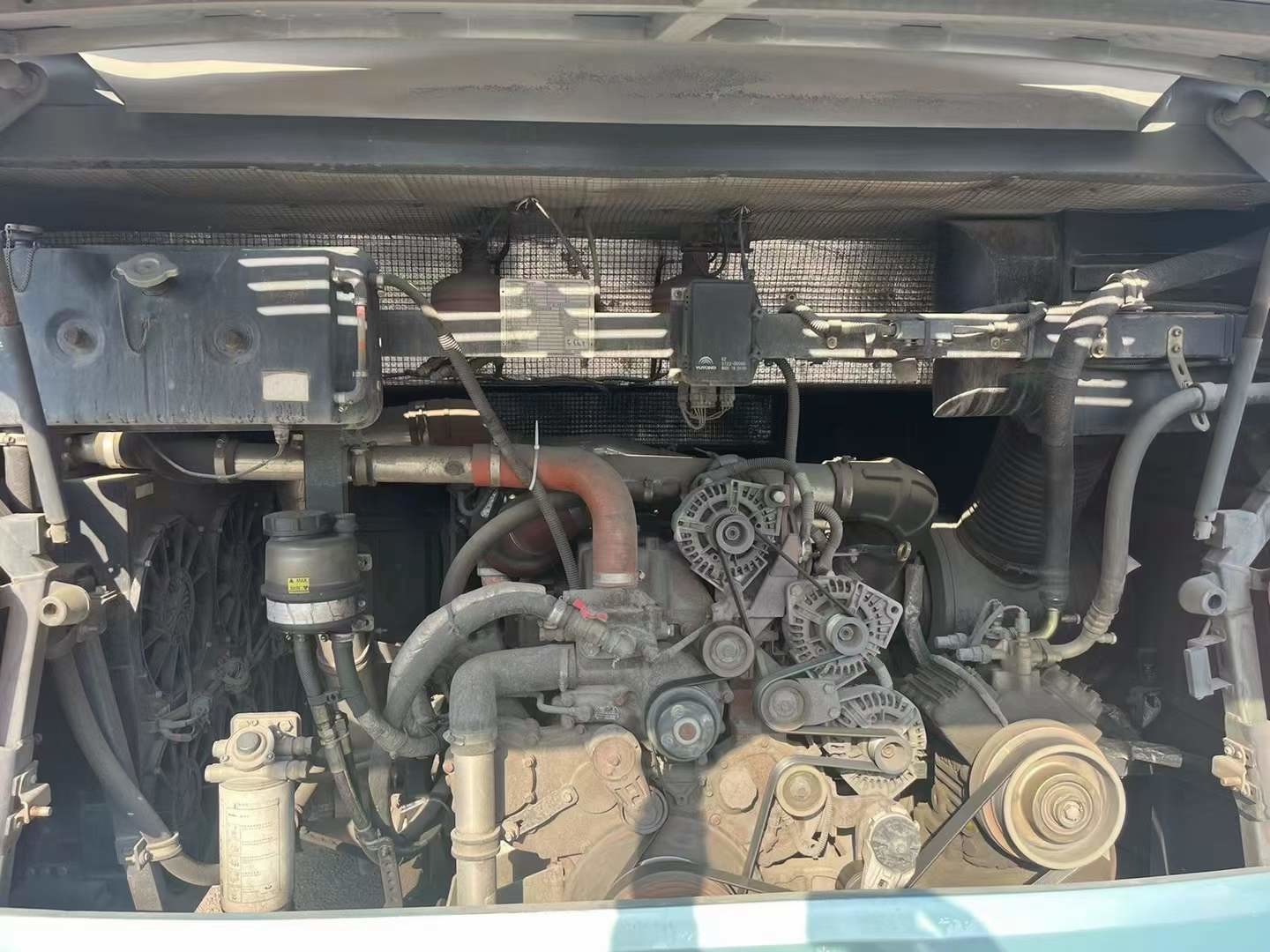 Yutong Diesel Used Commercial Buses 11625x2550x3690mm A Diesel Engine Used Bus