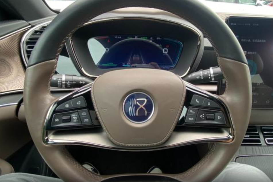 Han EV 2020 Model Long Range Premium Edition BYD Mid-to-large Car Pure Electric 222 HP