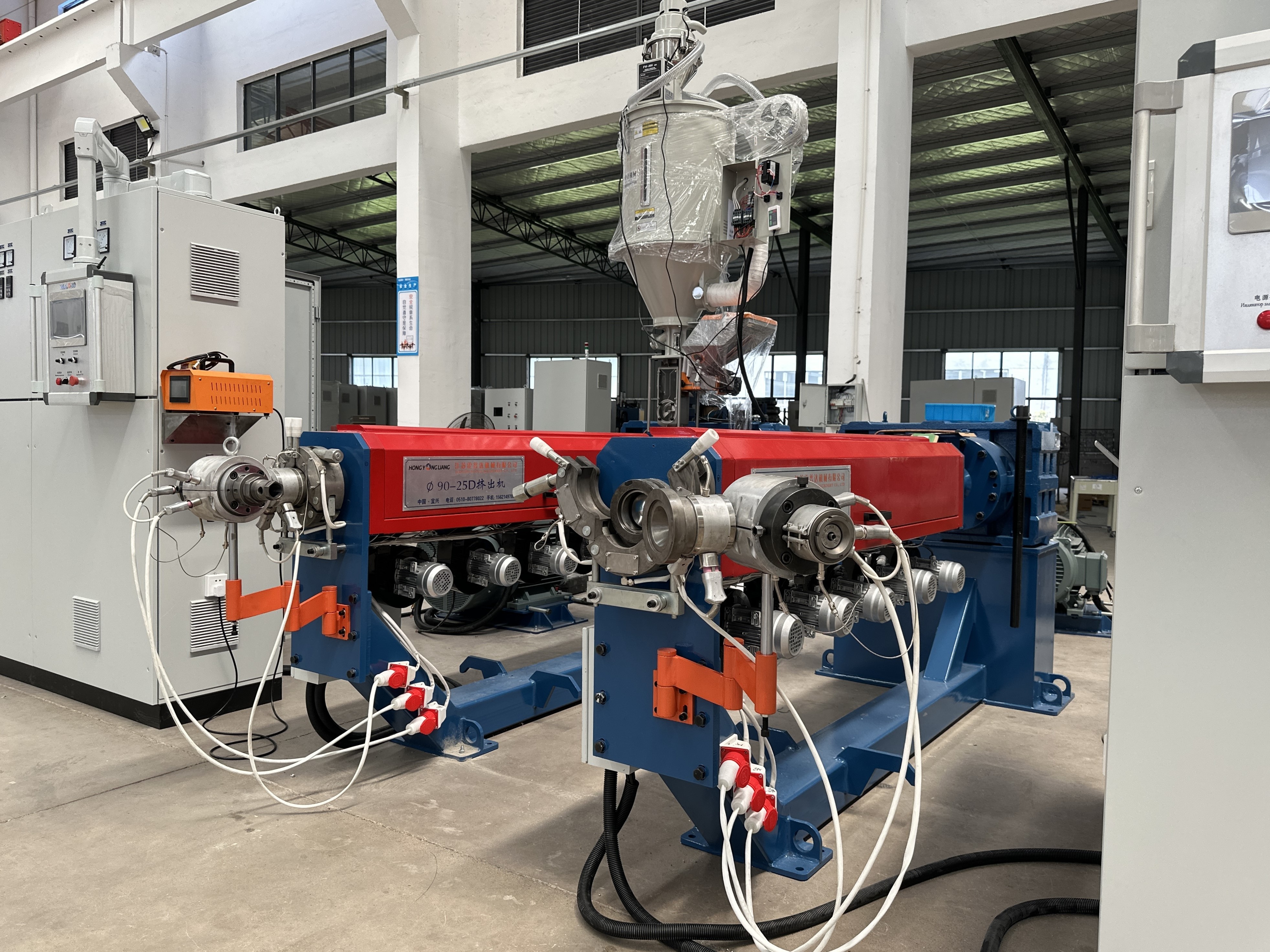 70mm Cable Extruding Machine 140kg/H Internet Cable Production Line