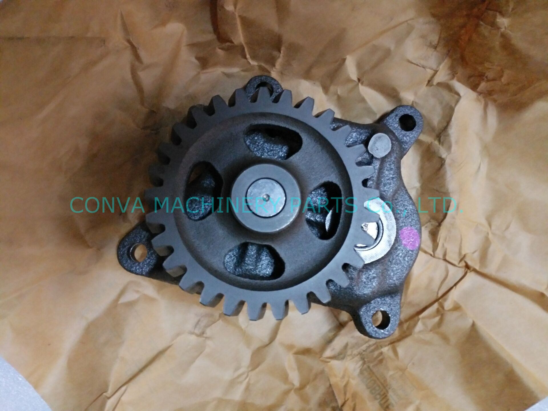 High Performance L210-0096m Engine Oil Pump Gear Oil Pump L210-0096M