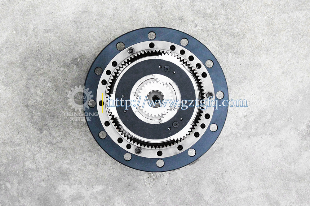 SE210 Swing Reduction Gear For Samsung Excavator Swing Gearbox SA7118-52101