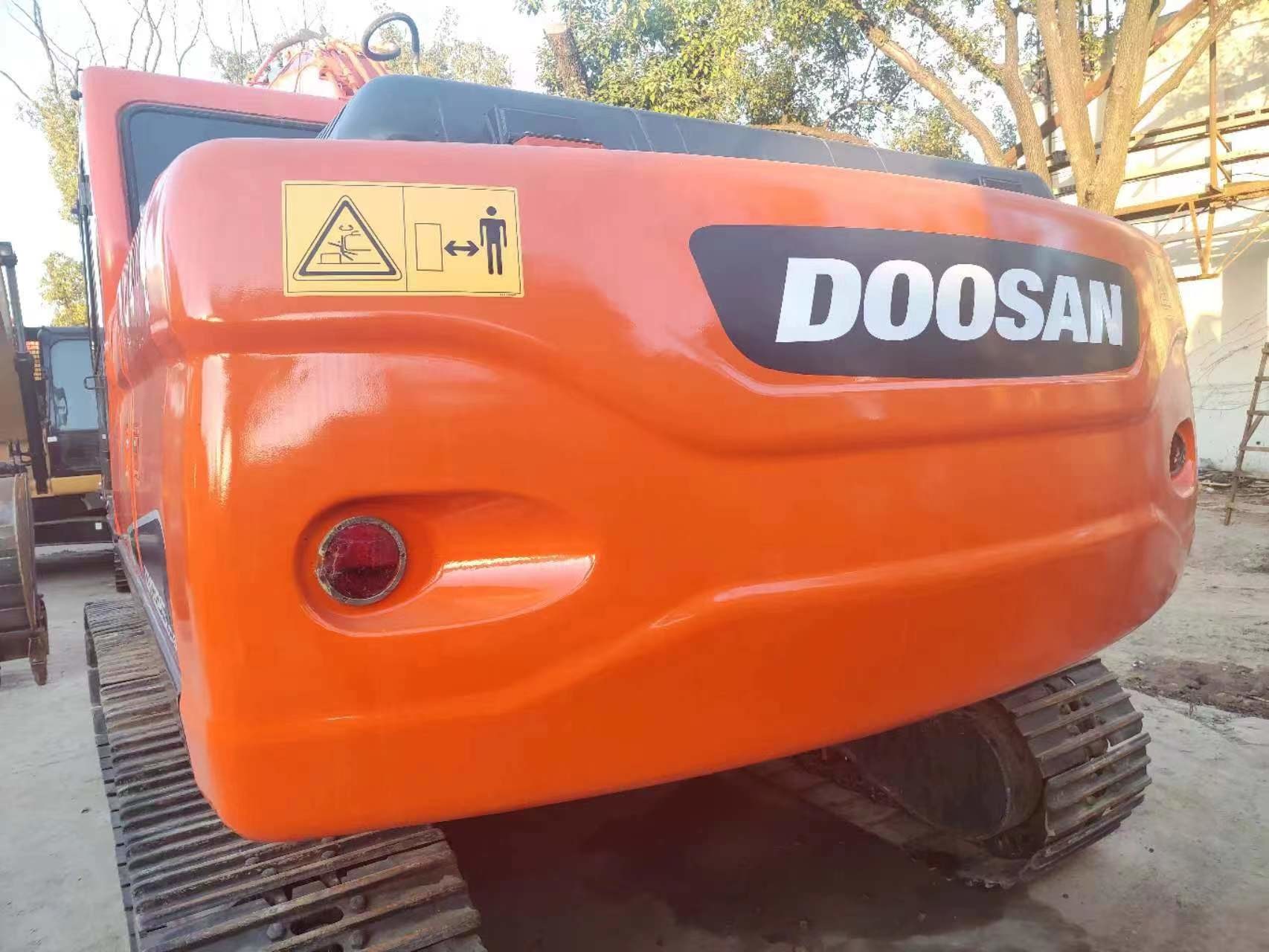 Used 22 Ton Excavator 120kw Doosan DX225 DX225LC-9 Used Crawler Excavator