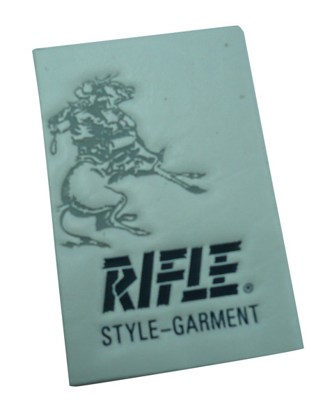 White Jeans Washable Embossed Leather Patches With Customized Size and Logo