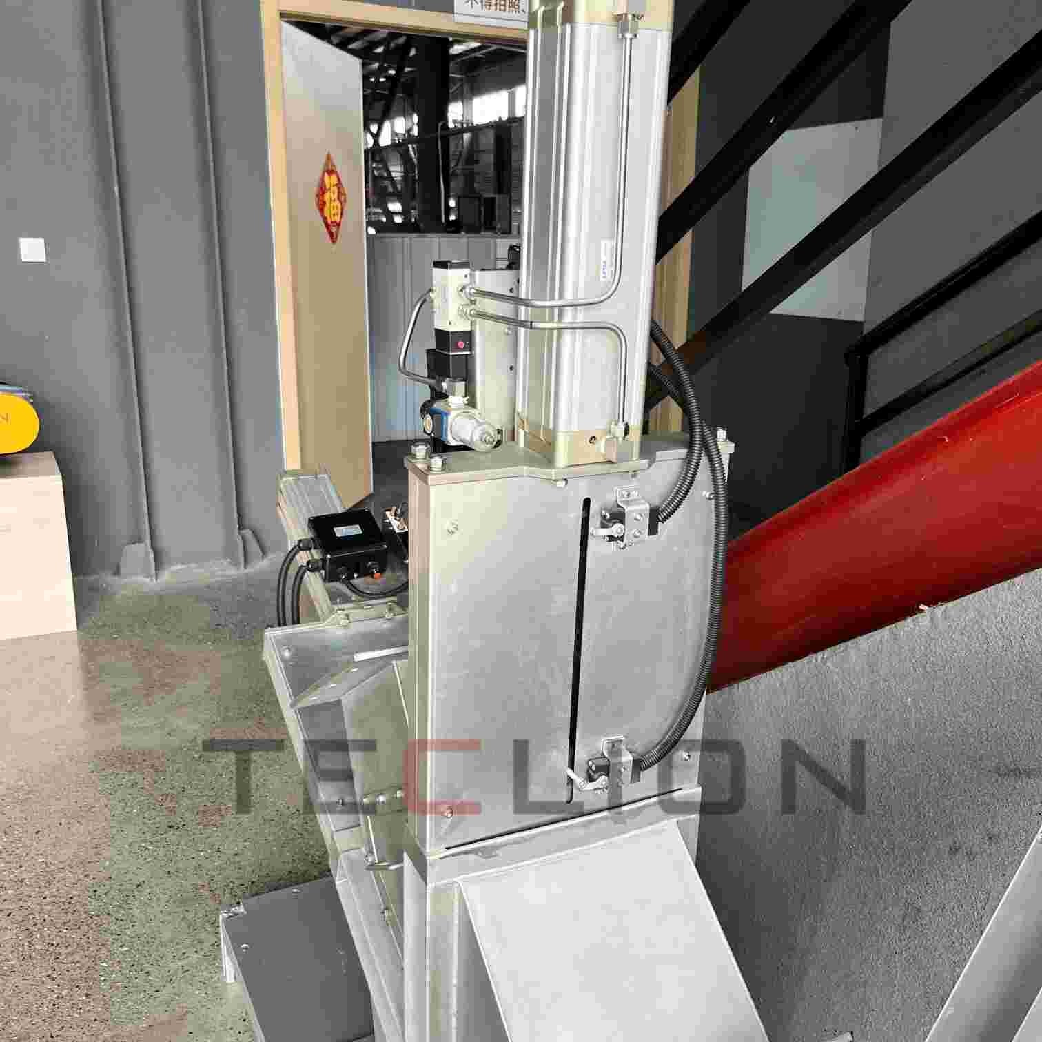 60 ° directional stainless steel gravity discharge valve