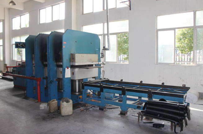19MPa Railway Rubber Train Gangway UIC845 Flexible Tear Resistant