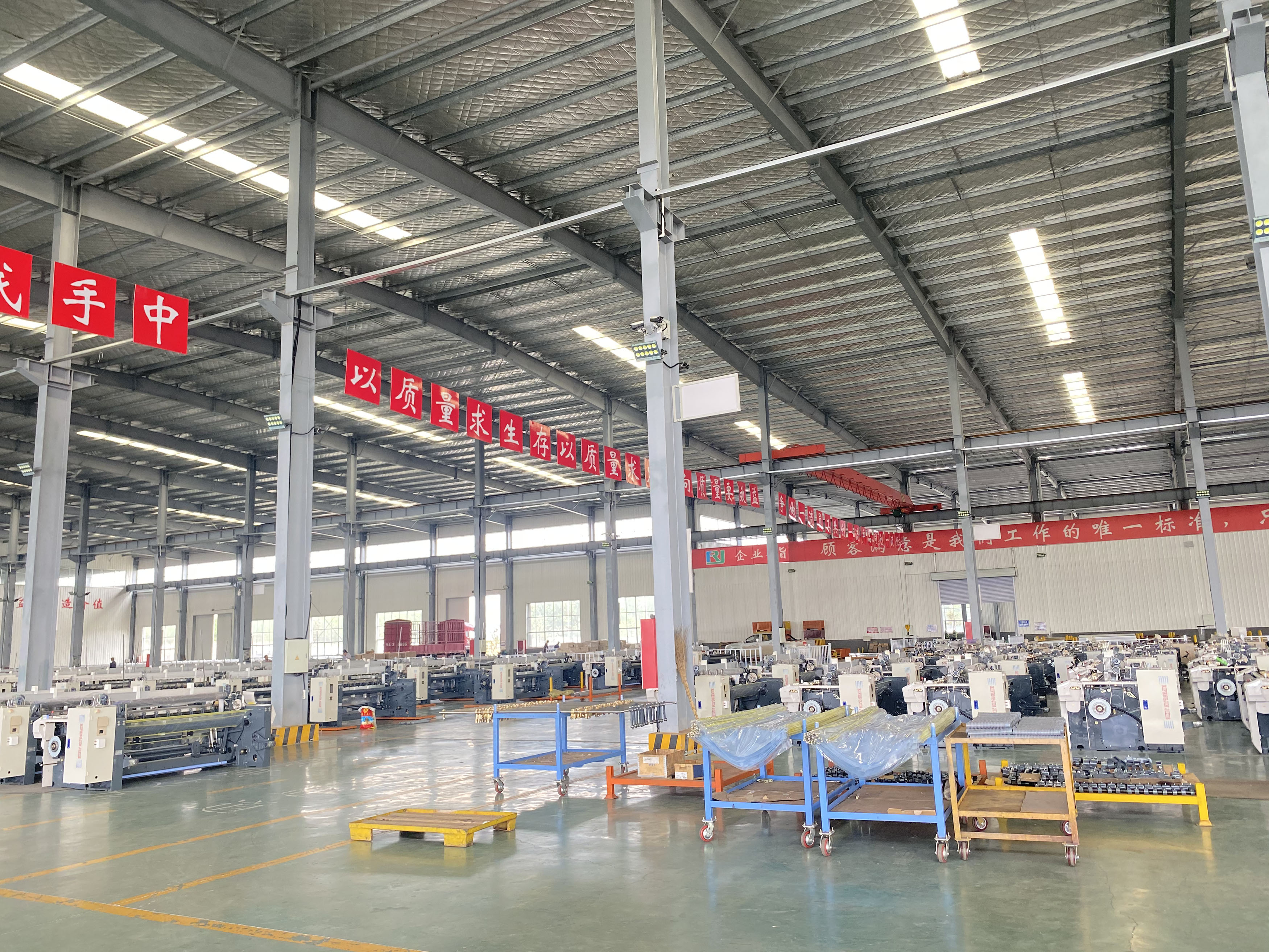 360cm Air Jet Looms Staubli Cam Dobby Shedding Air Jet Textile Machine