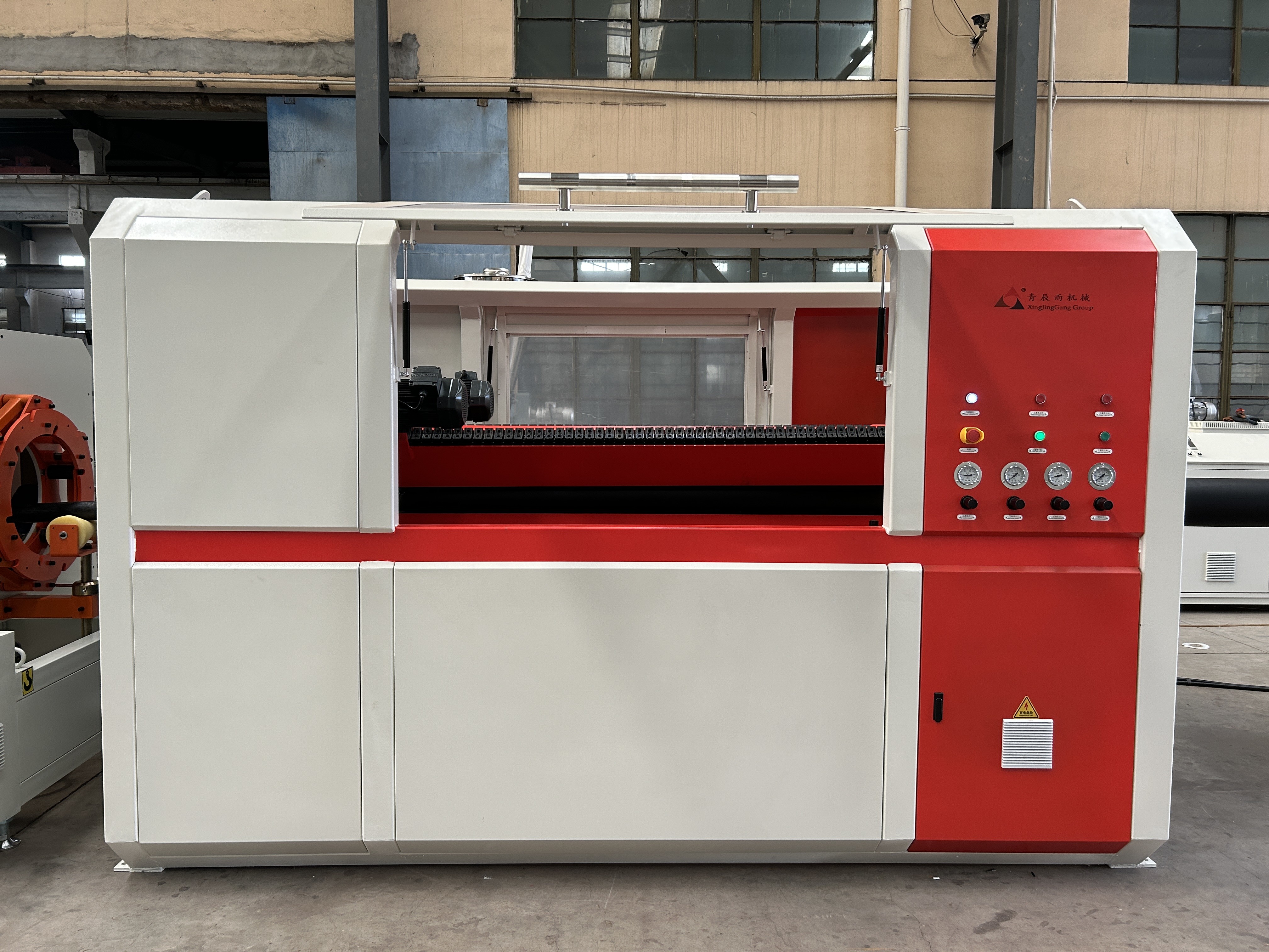 Plastic PVC PE Smooth Rigid Flexible Soft Pipe Extruder Making Machine