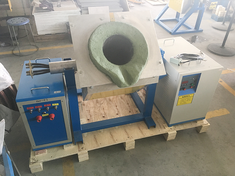 25kg Stainless Steel Melting Pot With Manual Tilting System Metal Melting Machine