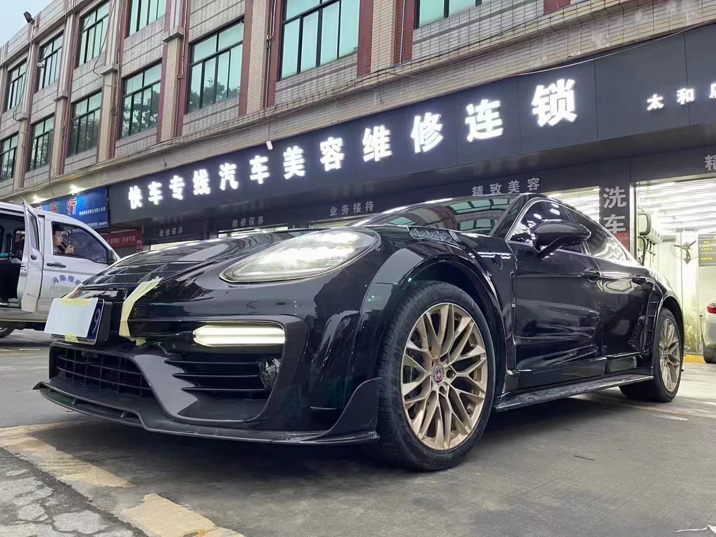 High Quality Carbon Fiber Paramela 971 Carbon Fiber Body Kit Carbon Fiber Body Kit for Porsche Paramela 971